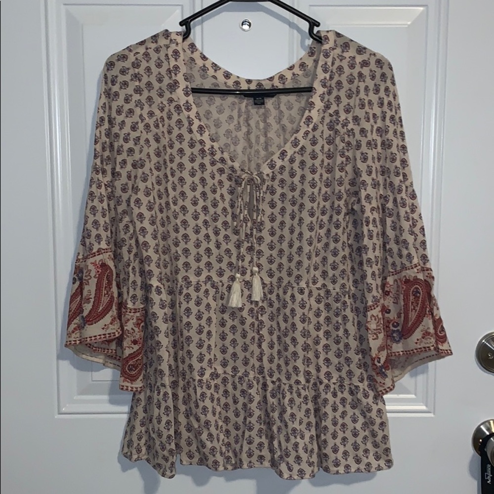 American Eagle top